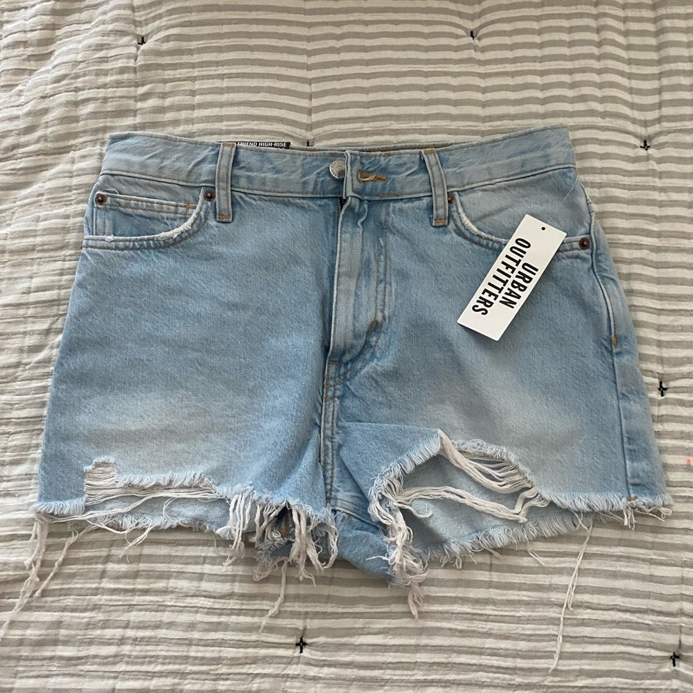 NEW BDG Girl Friend High Rise Shorts 27 - Picture 2 of 5